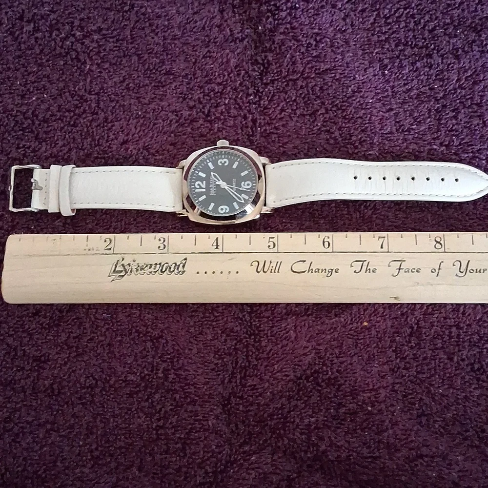 Joan Rivers Watch - Picture 5 of 7